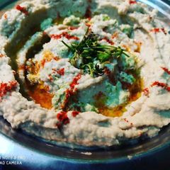 A picture of Hummus Arabic dish.