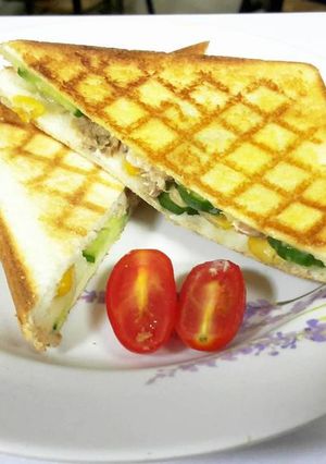 鮪魚玉米格子三明治 的食譜成品照片