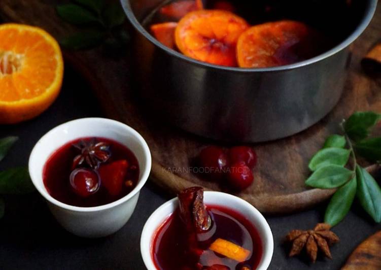 Steps to Make Super Quick Homemade Mulled Wine