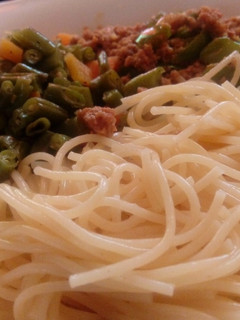 A picture of Buttery Garlic French beans.