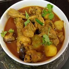 A picture of Chicken curry.