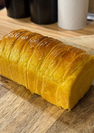 CROISSANT LOAF 🥐🍞= szeletelhető, vajas, réteges álom kenyérformában! recept fotója