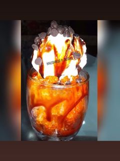 A picture of Icecream glass gola .