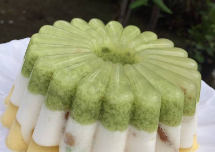 Puding Lapis Pandan