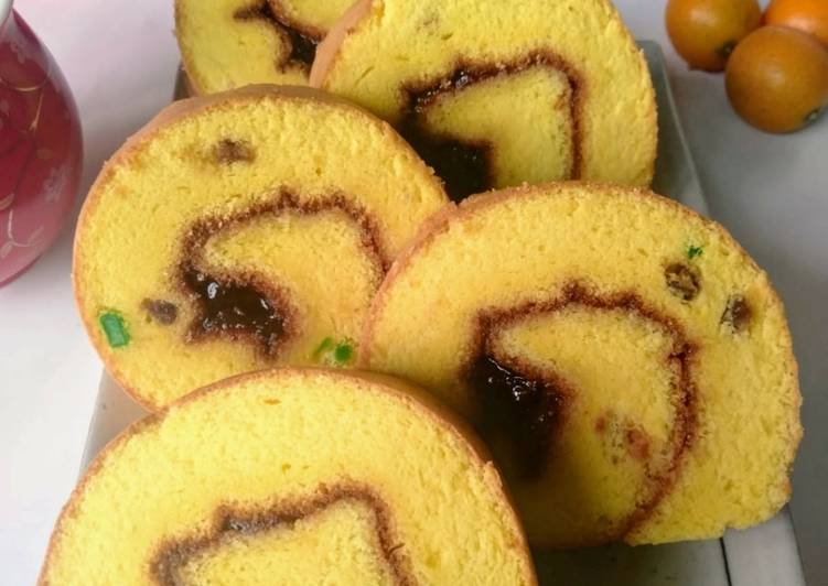 Sukade chiffon roll cake