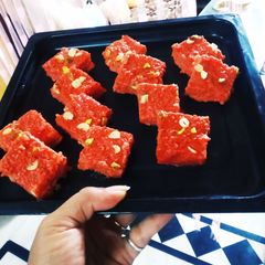 A picture of Semolina Doda Burfi.