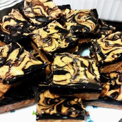 A picture of Peanut Butter Bars 😋.