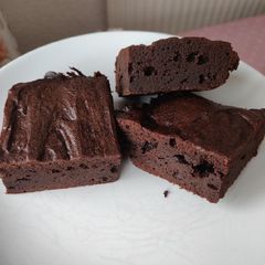 A picture of Keto brownies.