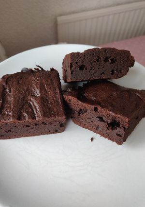 A picture of Keto brownies.