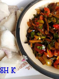 A picture of Boiled yam with ugba sauce.