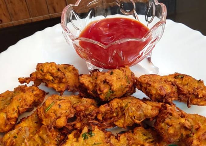 Pyaz ke pakode Recipe by Farha (Zaika Ncr) - Cookpad