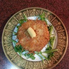 A picture of Sandwich nest.