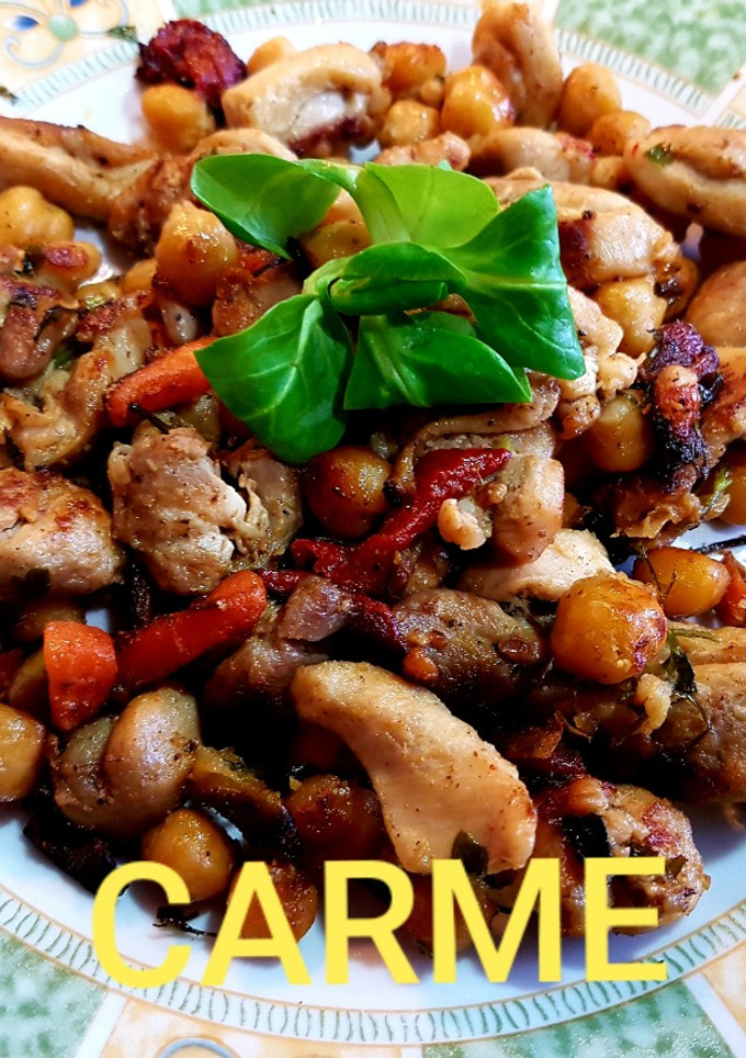 Una foto de Pollo con garbanzos al curry