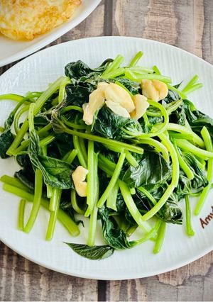 炒地瓜葉保持鮮綠不變黑分享 的食譜成品照片