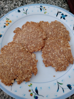 Una foto de Lajas integrales de avena light 107 cal por porción (4 galletas)