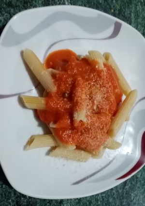 Una foto de Pasta con salsa pomodoro
