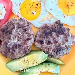 Una foto de 🍔 Hamburguesas Caseras ✨