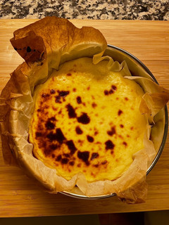Una foto de Tarta de queso al horno 🥧🧀