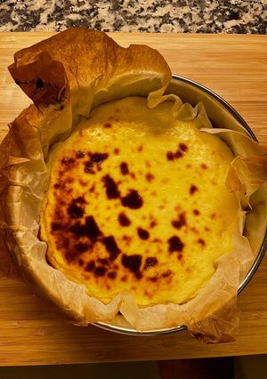 Una foto de Tarta de queso al horno 🥧🧀