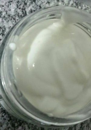 Una foto de Mayonesa casera de leche