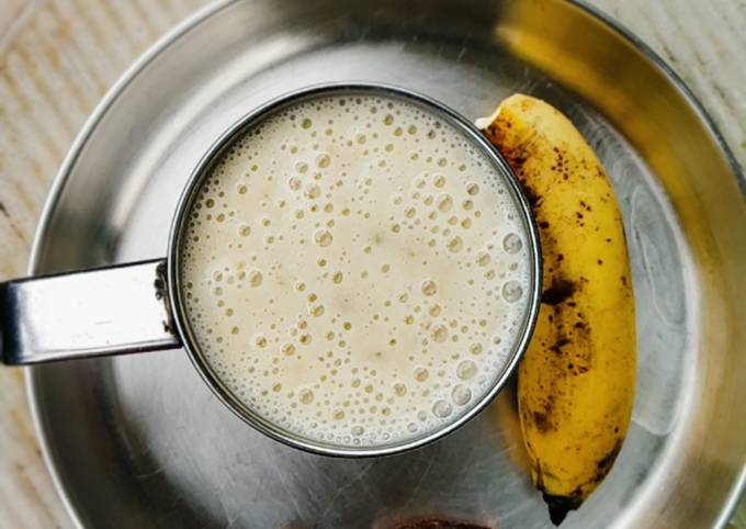 How to Prepare Recipe of Banana smoothie