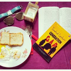 A picture of Poach eggs.