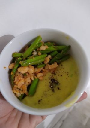 Hình của món Soup khoai yến mạch - tôm xào măng tây.