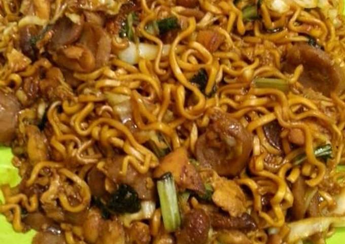 Resep Mie Goreng Ala Rumahan Oleh Wagin Kitchen - Cookpad