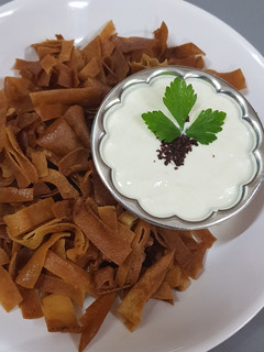 صورة لوصفة خبز محمص مع صوص الطحينيه