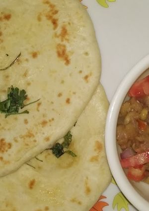 A picture of Chole kulche.