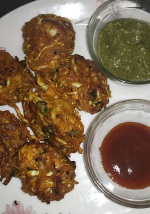 বাঁধাকপির পাকোড়া (badhakopir pakora recipe in Bengali) রেসিপির প্রধান ছবি
