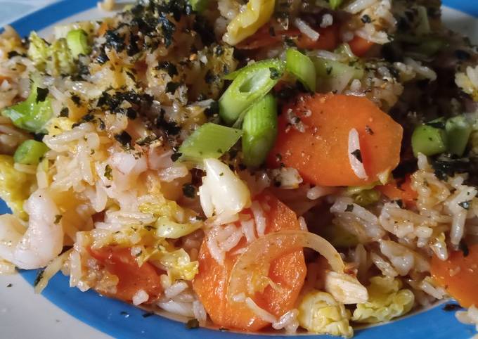 Japanese-Style Mackerel and Prawn Fried Rice