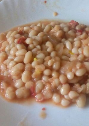 A picture of White Beans.