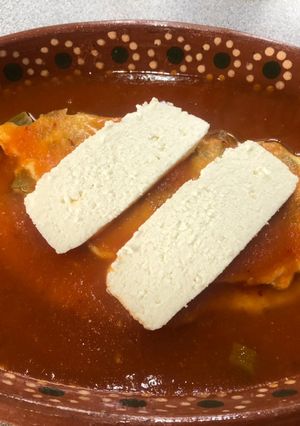 Una foto de Salsa de huevo con nopales