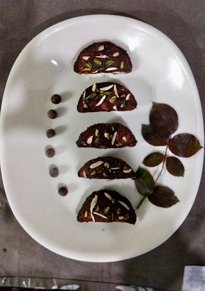 A picture of Chocolate Ghujiya.