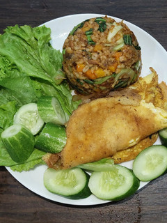 Foto resep Nasi Goreng Rolled Oat 330 Kalori