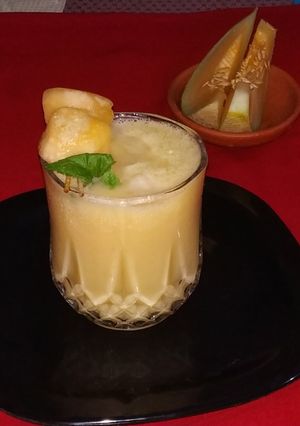 A picture of Kharbuja ki smoothie.