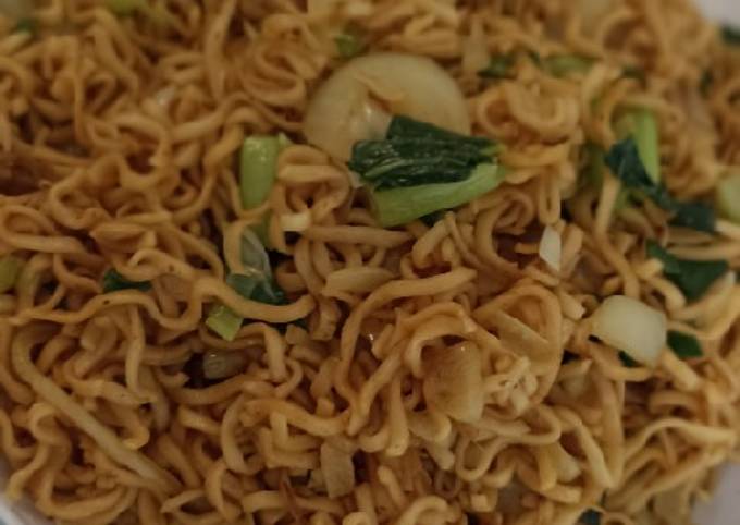 Cara Gampang Menyiapkan Mie goreng simple, Lezat