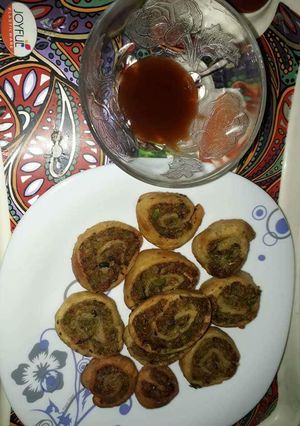A picture of Leftover Rice pinwheel samosa.