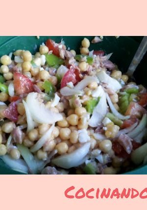 Una foto de Garbanzos con trampo
