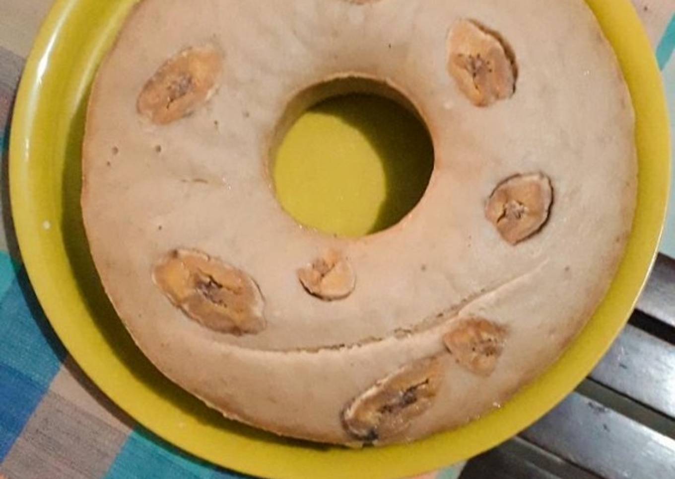 Kue pisang kukus