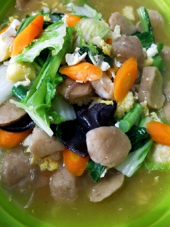 Cara Mudah Menyiapkan Resep Capcay Bakso Telur Kuah yang  Bikin Ketagihan Anti Ribet, Uenak Banget