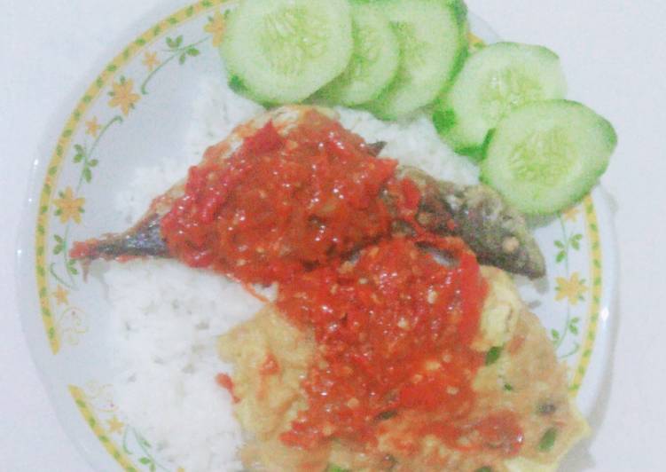 Penyetan sambel terasi