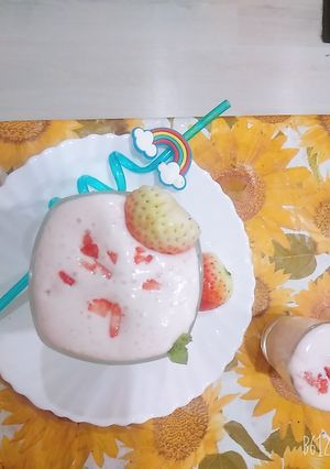 A picture of Strawberry Milkshake.