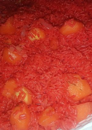 A picture of Jelouf rice and potatoes.