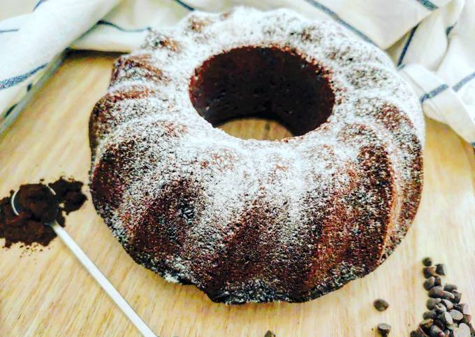 Bundt cake al caffè e cioccolato