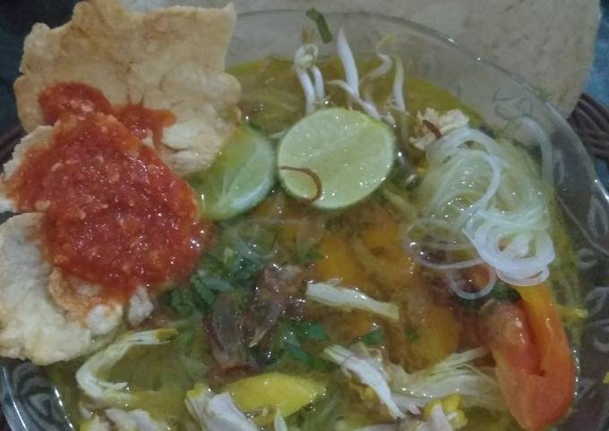 Soto ayam Segeeeer.(+sambal soto merah)