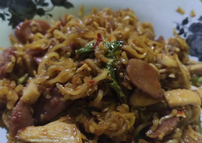 Mie goreng pedas