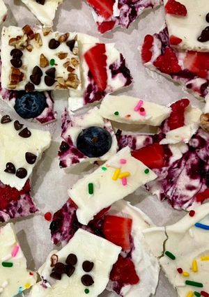 A picture of Frozen Yogurt Bites.