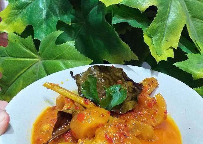 Cara Gampang Membuat Kulit sapi pedas bumbu kuning yang Menggugah Selera